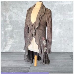 Elegant Taupe long Cardigan with Floral Appliqué